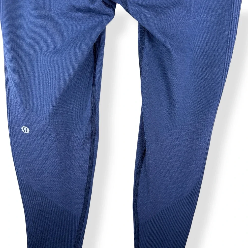 Lululemon Navy Blue‎ Leggings Womens Size Medium Seamless Performance Tights
